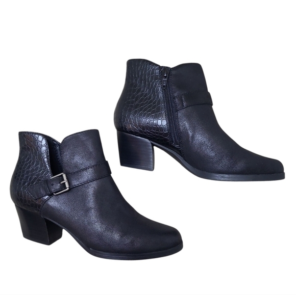 Baretraps Lexis Block Heel Bootie Black Size 7 1/2 Medium - Picture 12 of 15